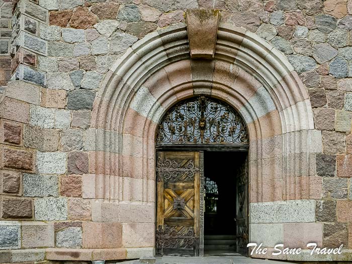 100 cesvaine thesanetravel.com P2140175