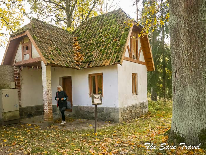 25 jaungulbenes pils thesanetravel.com P2140105