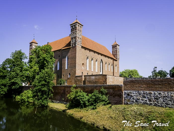 175 castles poland thesanetravel.com P2070859