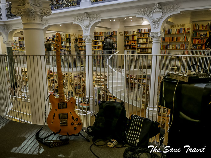 33 carturesti thesanetravel.com P1410135