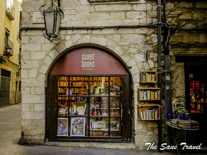 40 sweet books thesanetravel.com P1640135