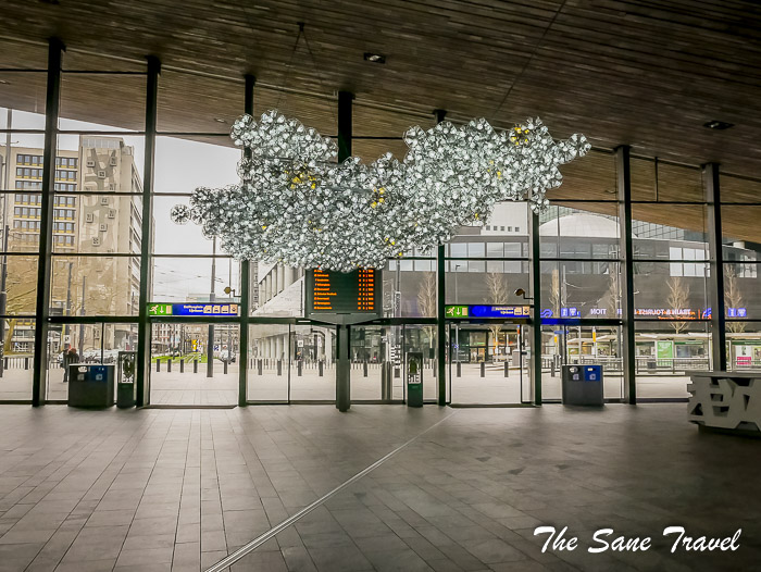 52 rotterdam train station thesanetravel.com P1950091