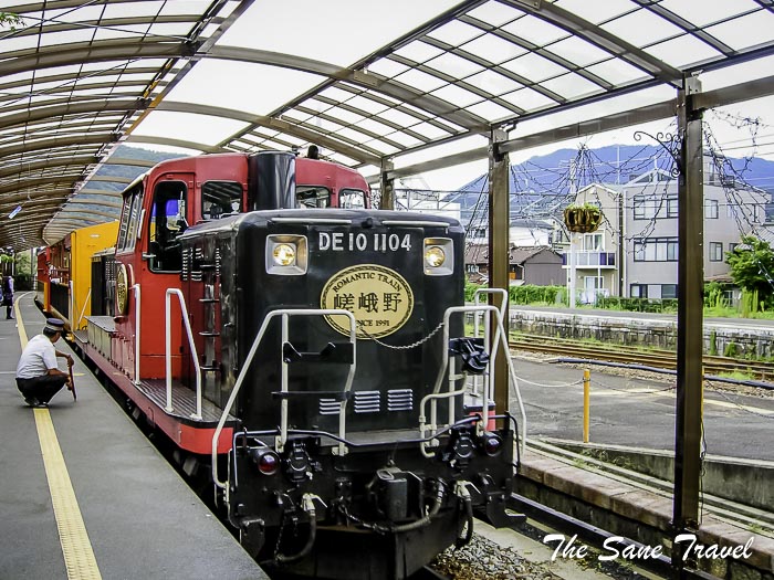 32 sagano train thesanetravel.com SaganoTrainDSCN0543
