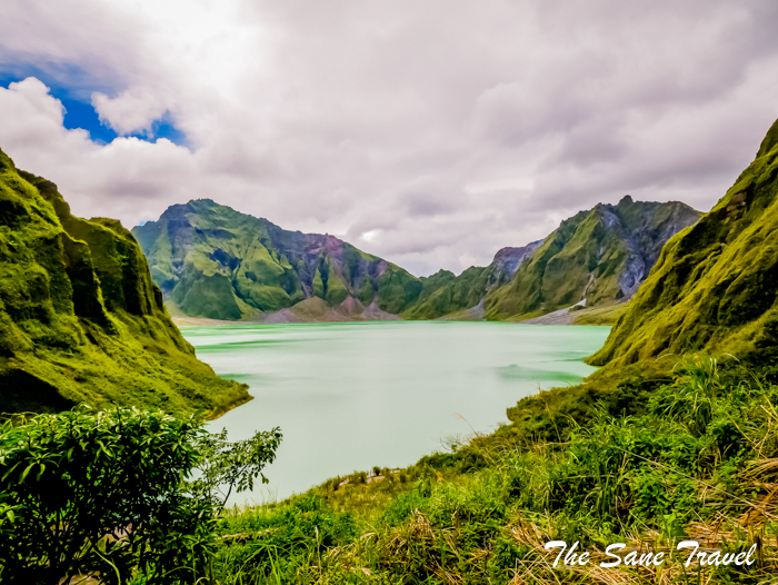 18 hiking to pinatubo volcano philippines www.thesanetravel.com 1150293