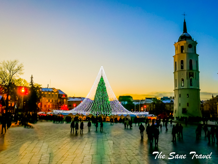 20 christmas tree 2016 vilnius lithuania www.thesanetravel.com 1180643 2