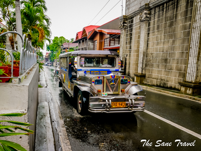 12 jeepney taal philippines www.thesanetravel.com 1170313