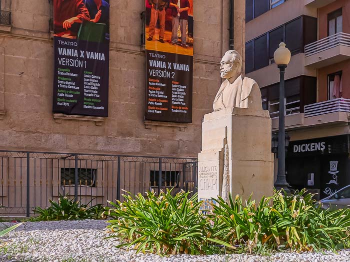 96 chapi theatre alicante thesantravel.com P1499776