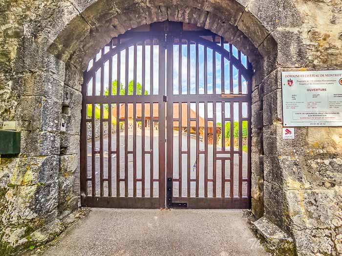 105 montrottier annecy thesanetravel.com 20250623 101632