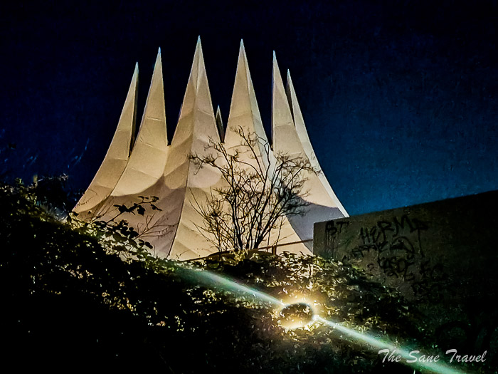 13 liquidrom thesanetravel.com20240307 185227