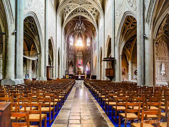 85 cathedral thesanetravel.com P1613900