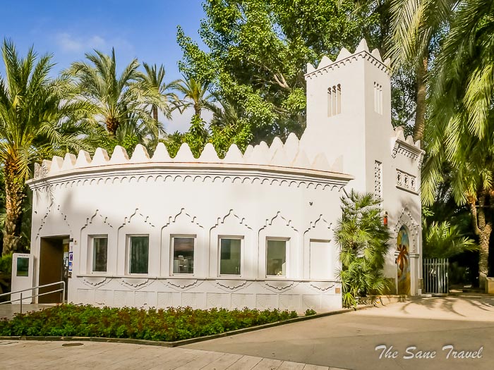 21 tourist info thesanetravel.com P1499162