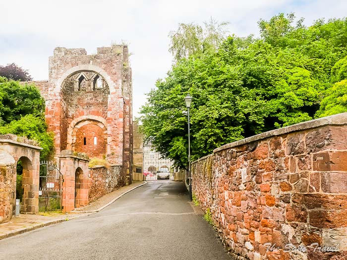 18 castle exeterthesanetravel.comP1217332