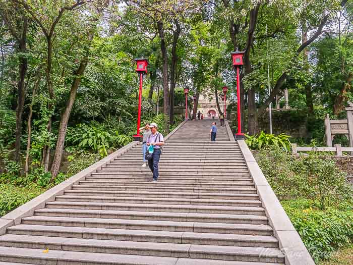 100sun thesanetravel.com P1545422