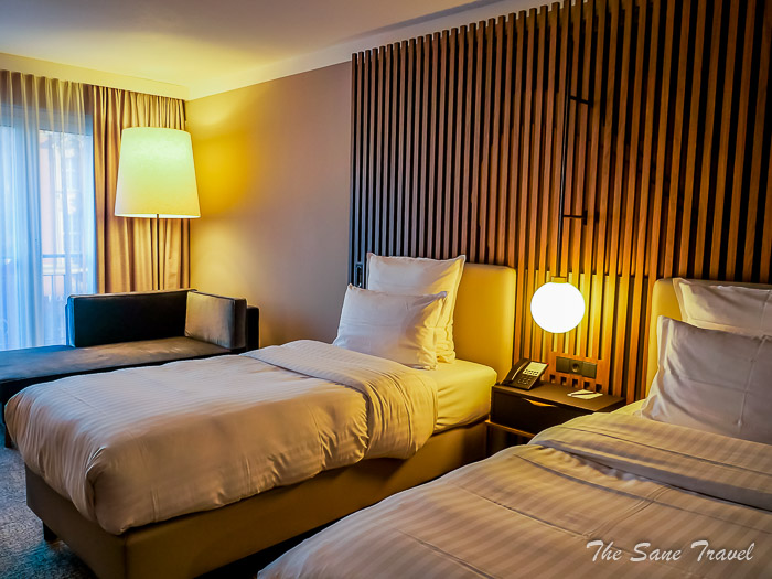 90 hotel hamburg thesanetravel.com P1487739