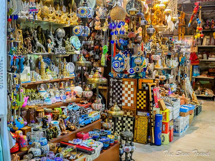 17 bazaar izmir thesanetravel.comP1310483