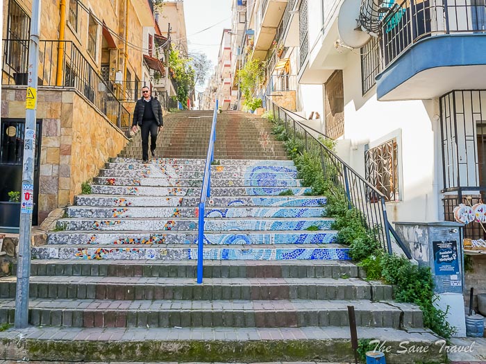 54 stairs izmir thesanetravel.comP1310400