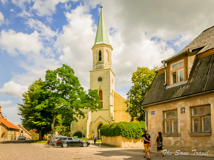 41 caterine kuldiga sthesanetravel.comP1280607