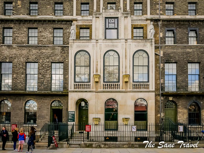 39 sloane museum thesanetravel.com P1650825