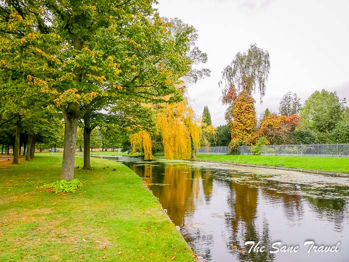 70 hampton court gardens thesanetravel.com P2120140