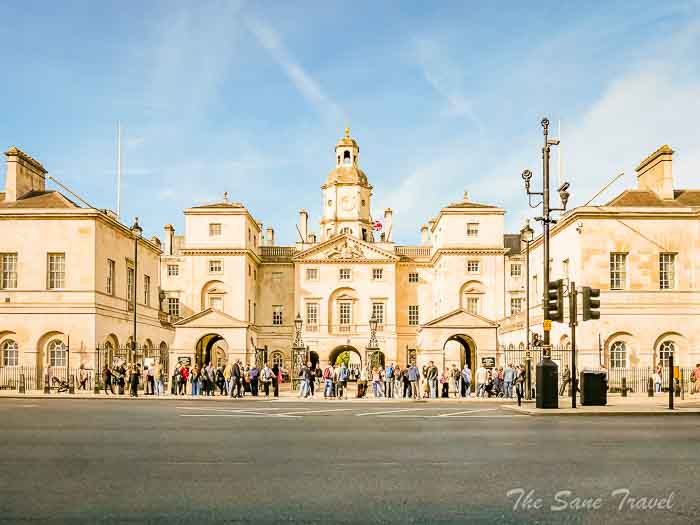 25 horse guards thesanetravel.com P1801336
