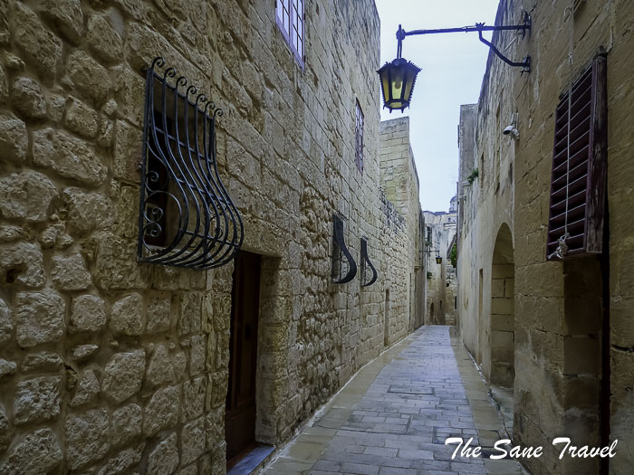 61 pregnant windows thesanetravel.com P1155733