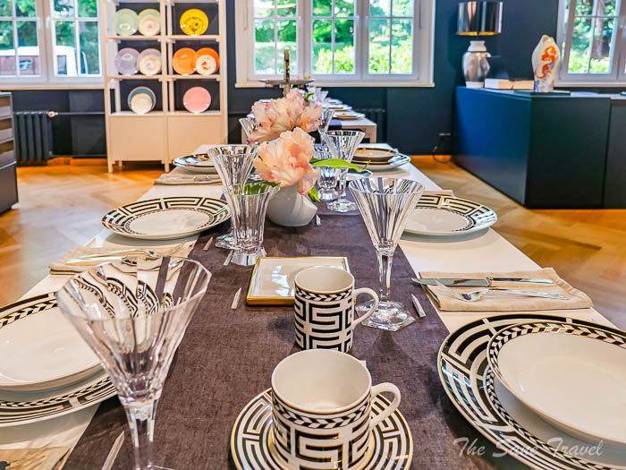 115 porcelain thesanetravel.com P1612913