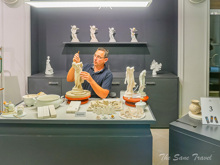 119 porcelain thesanetravel.com P1612953