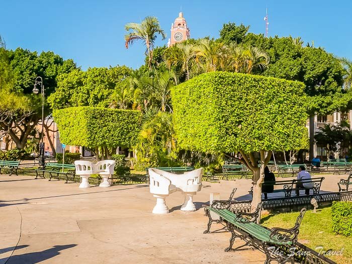 10 plaza grande merida thesanetravel.comP1298624