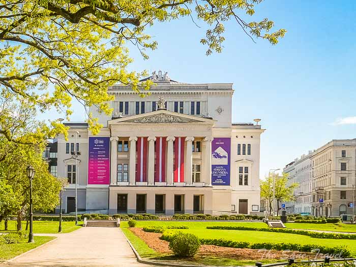 129 riga thesanetravel.com P1321947