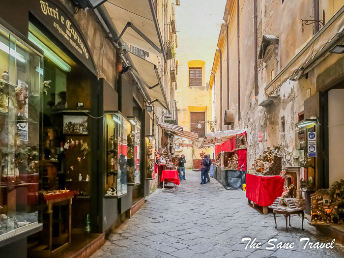 69 gregorio armeno naples thesanetravel.comP1193093