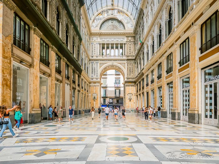 12 galleria umberto naples sthesanetravel.comP1346466