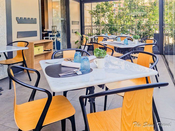 64 cafe castellamare thesanetravel.com20230903 130149