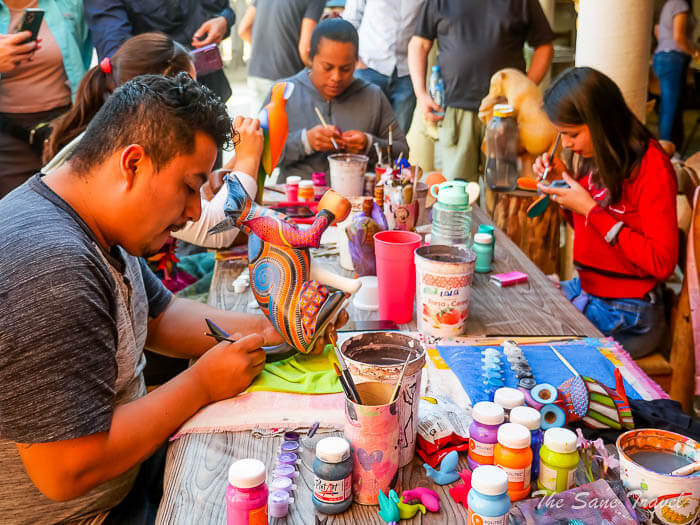 102 woodcarving oaxaca thesanetravel.comP1287979