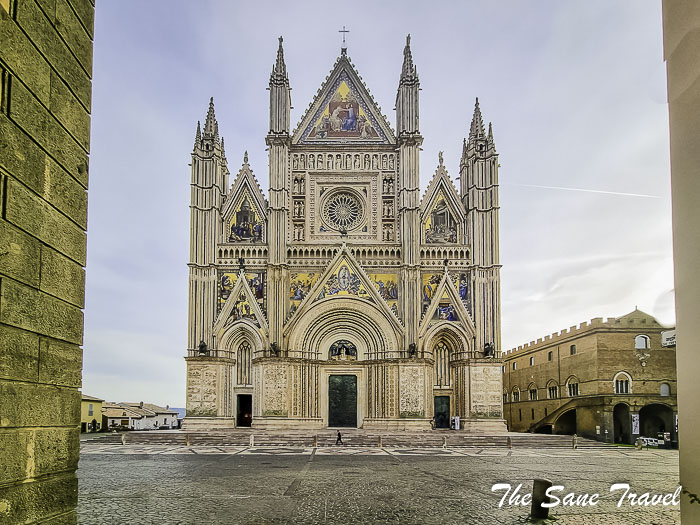 27 orvieto cathedral thesanetravel.com 20211025 085810