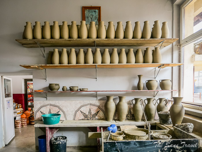 63 pottery thesanetravel.comP1347545