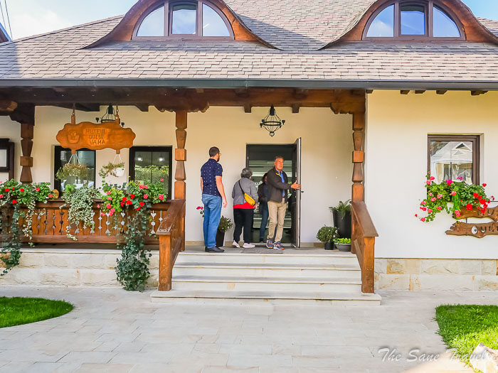 80 egg museum thesanetravel.comP1347581