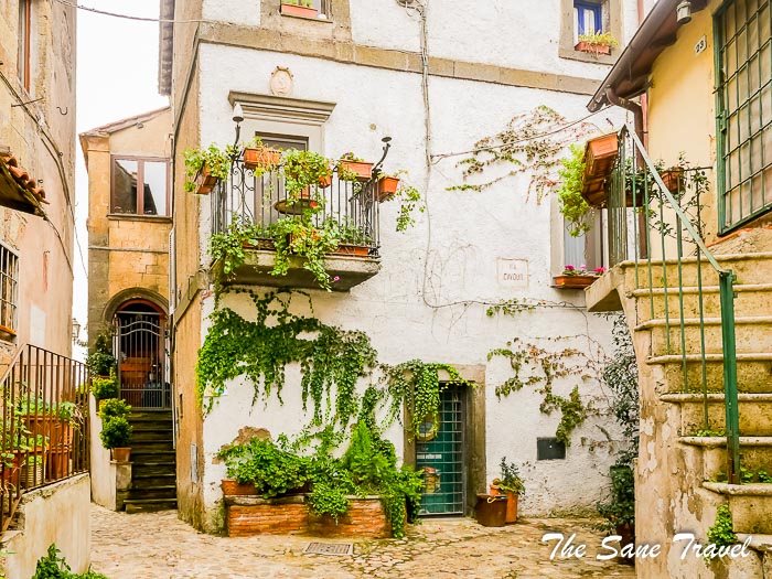 31 calcata vechia thesanetravel.com P1110863