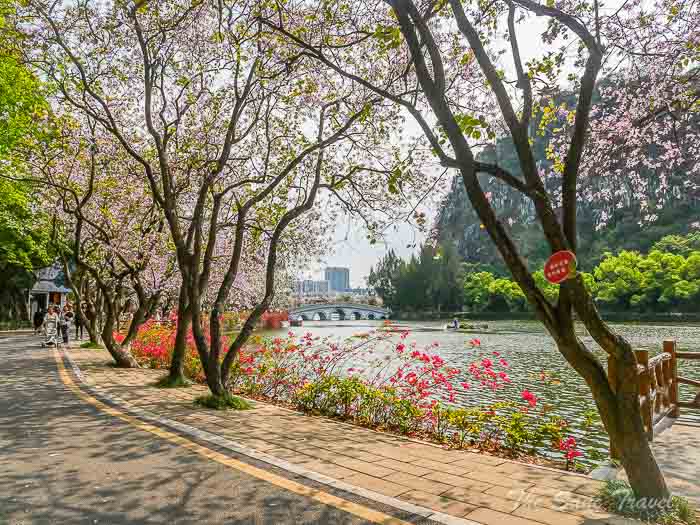 85walk and caves thesanetravel.com P1556471