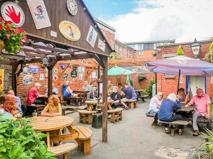 63 fat cat thesanetravel.com P1345033