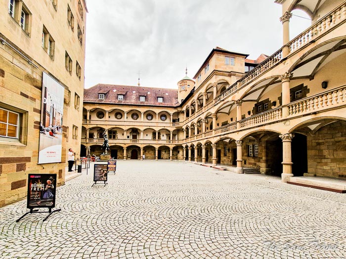 38 old palace stuttgart thesanetravel.com20220909 183052