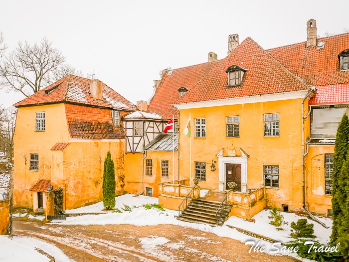 31 straupes pils thesanetravel.com P1013978