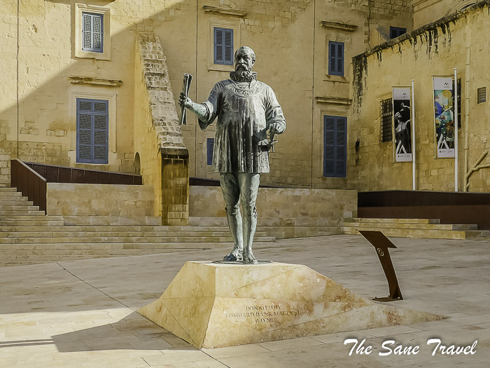 22 monument valette valletta thesanetravel.com P1155839