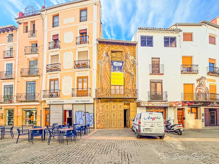 83 market xativa thesanetravel.com 20251120 110350