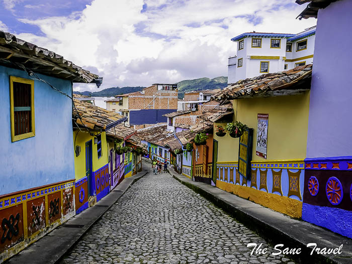 28 guatape colombia P1900279