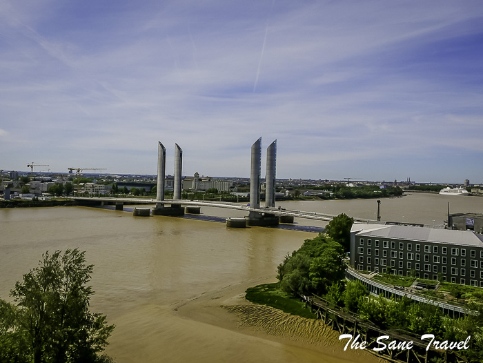 112 pont bordeaux thesanetravel.com P1720859