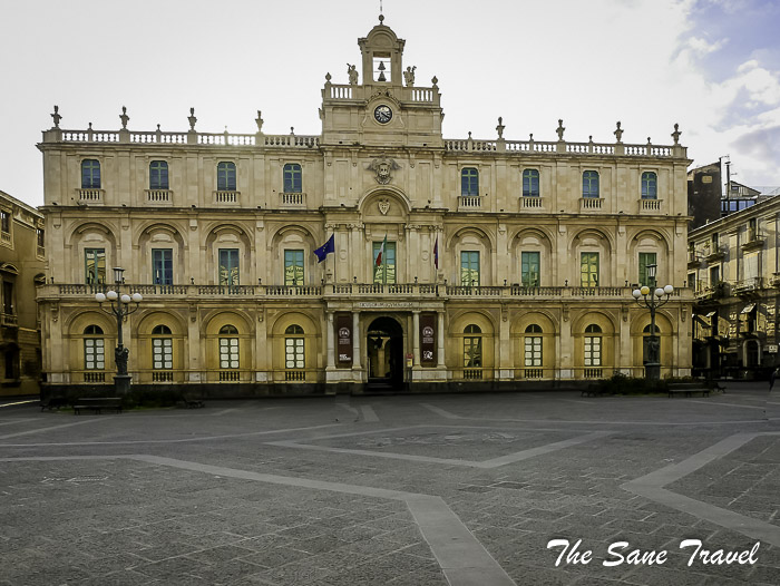 30 town hall cataniai thesanetravel.com P1940039