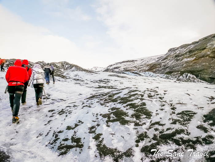 30iceland glacier tour thesanetravel.com 1340827