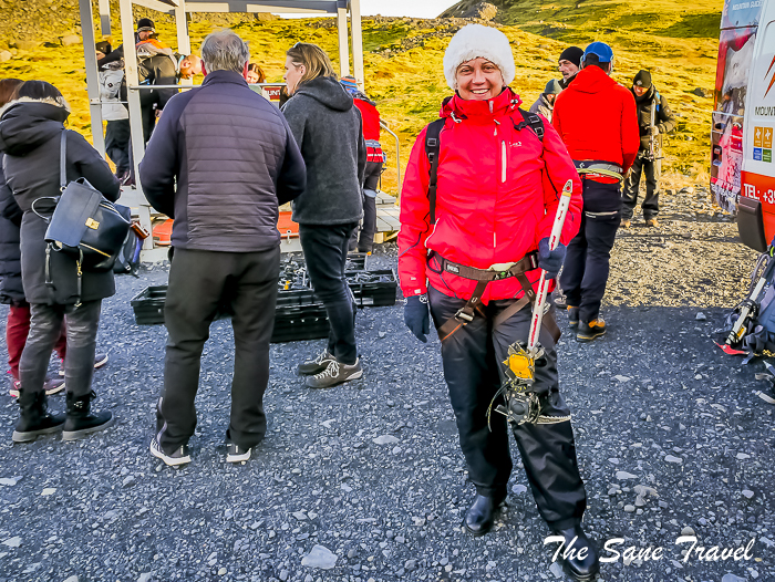 54iceland glacier tour thesanetravel.com 1340727