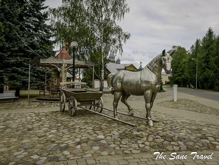 52 wednesday market square jekabpils thesanetravel.com P2110481
