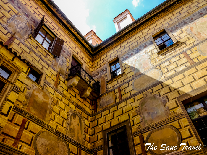 cesky krumlov castle vindow thesanetravel.com 1240797